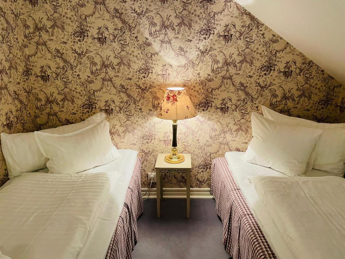 Apertins Hotell Kil Zewnętrze zdjęcie