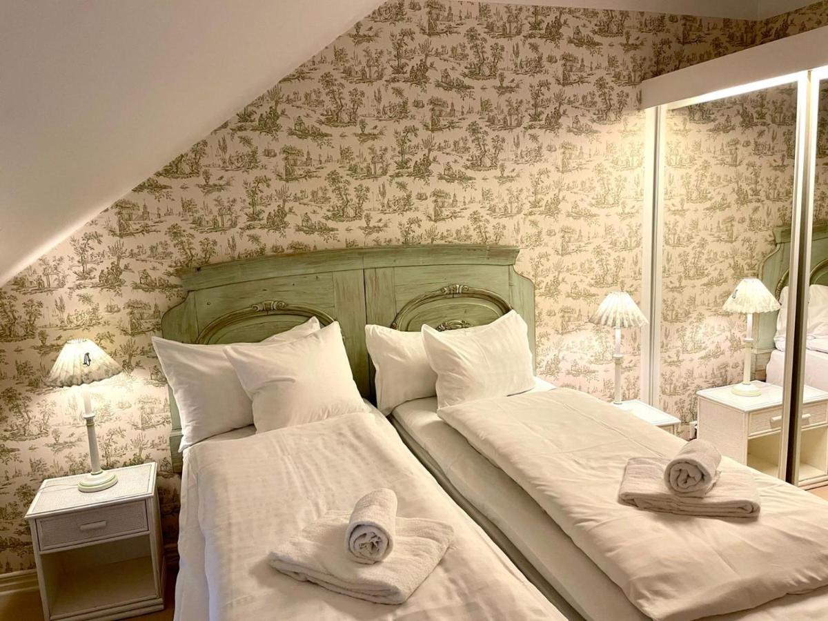 Apertins Hotell Kil Zewnętrze zdjęcie
