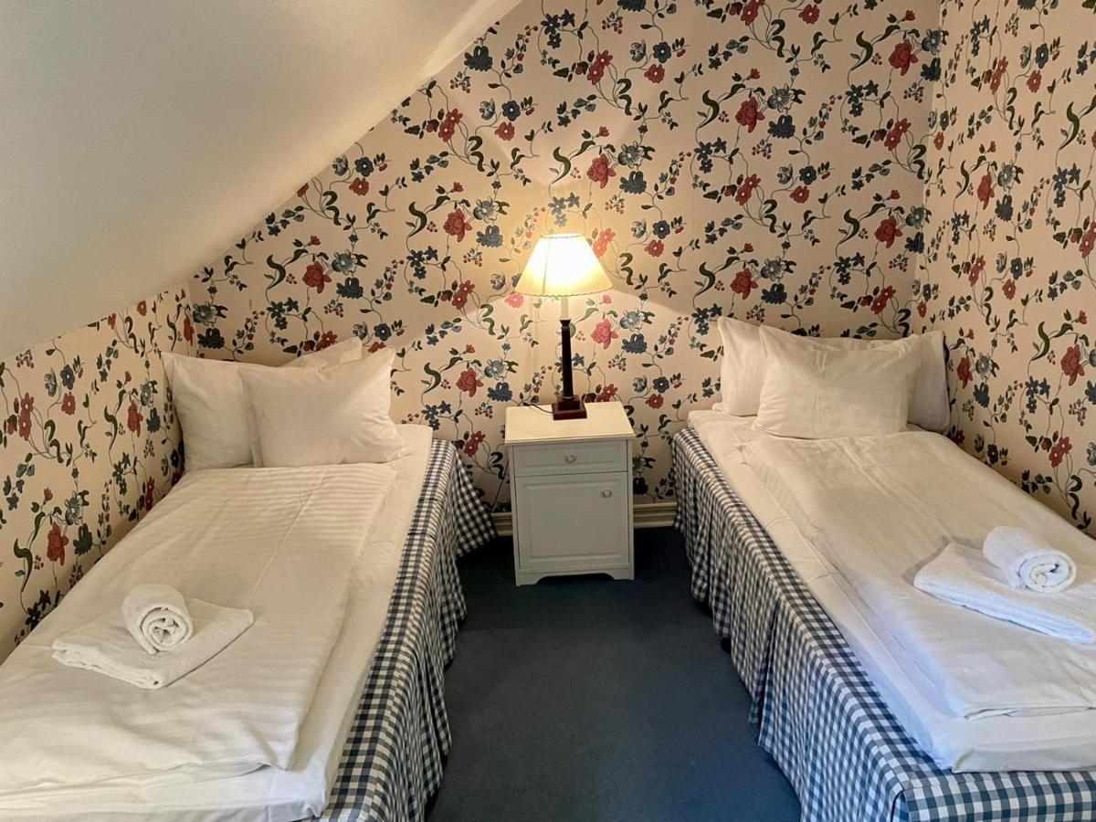 Apertins Hotell Kil Zewnętrze zdjęcie